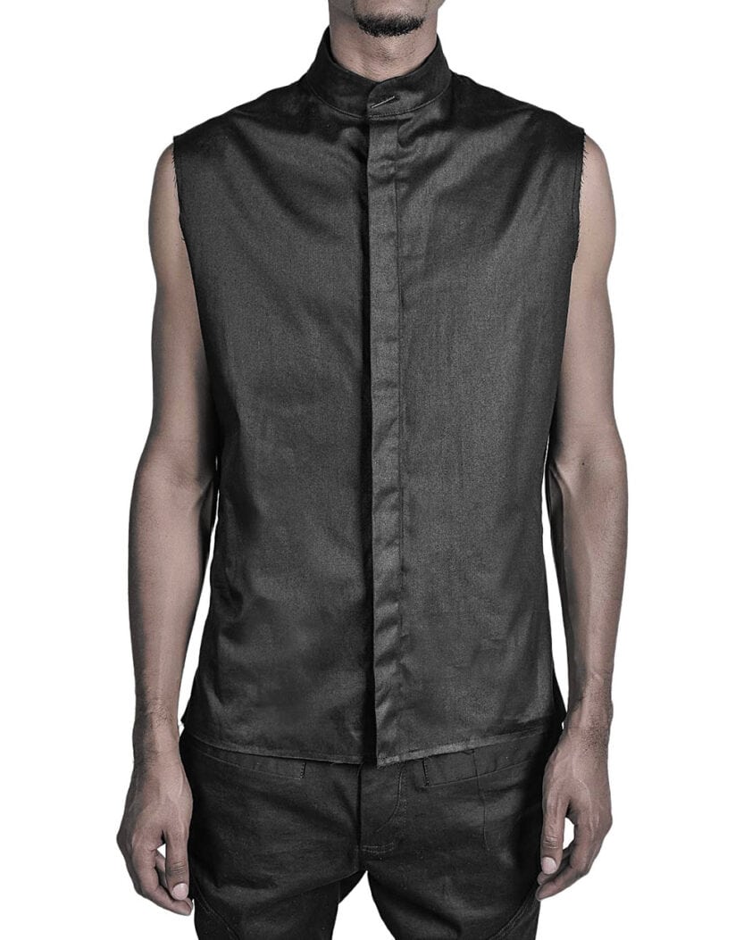 SLEEVELESS COLLAR SHIRT