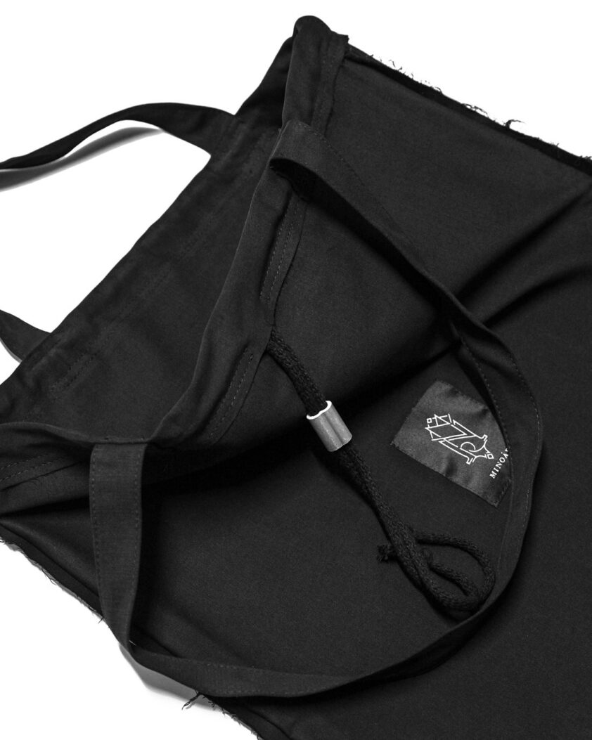 Mino&aacute;r Signature Graphic Tote Bag