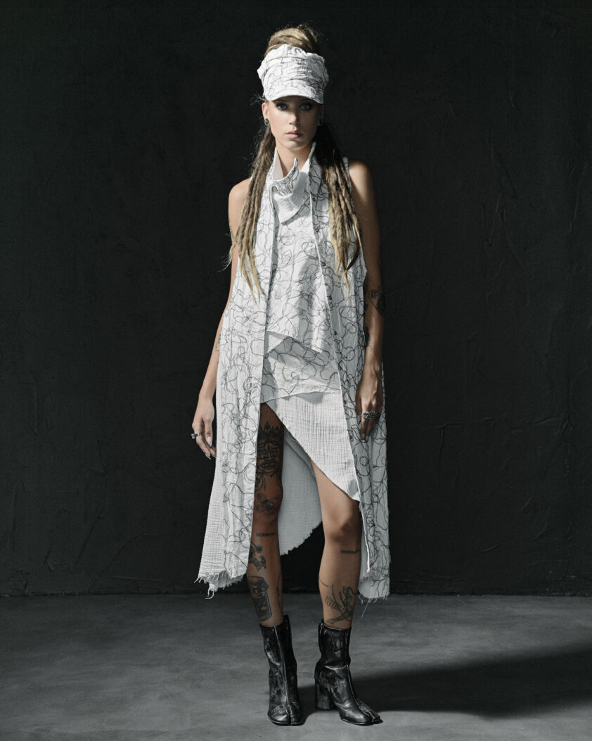 Diffused Layers Collar Open Dress